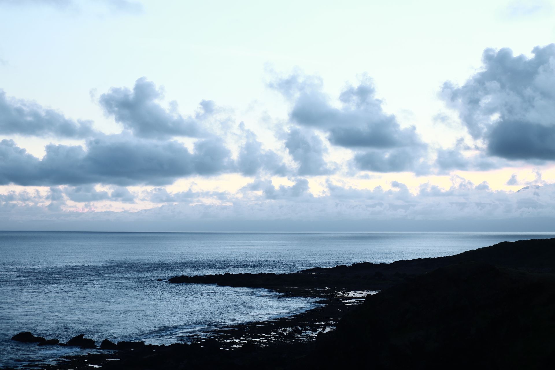 Turquoise shoreline